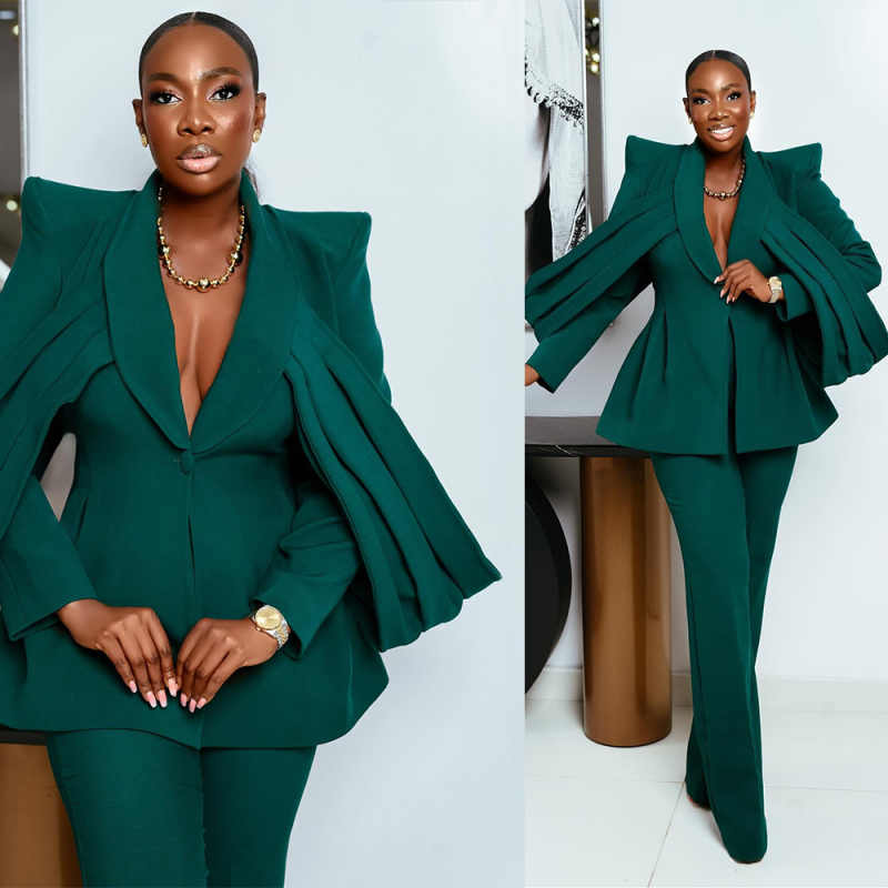 Unique Women'S Formal Wear - Completo da Donna Stile Unico con