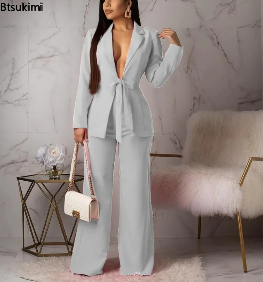 Nuovo Completo Formale da Donn - Women Formal Wear With Tie recensione e prezzo