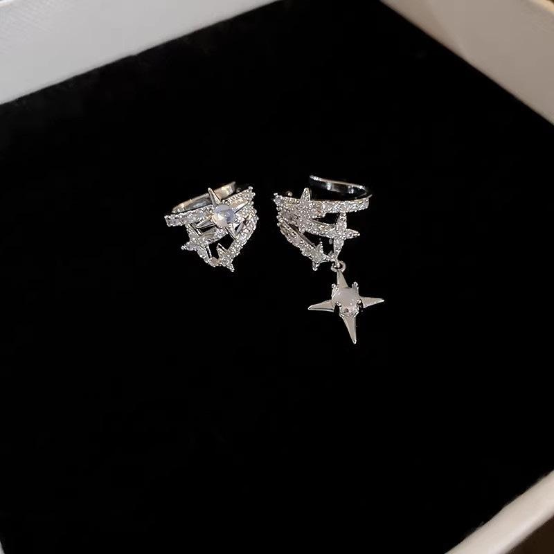 Orecchini Minimalisti con Zirc - Formal Wear Jewelry For Women recensione e prezzo