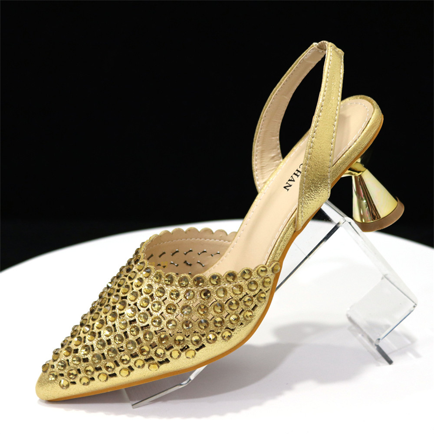 Set di Scarpe e Borsa a Secchi - Slingback Heel Formal recensione e prezzo