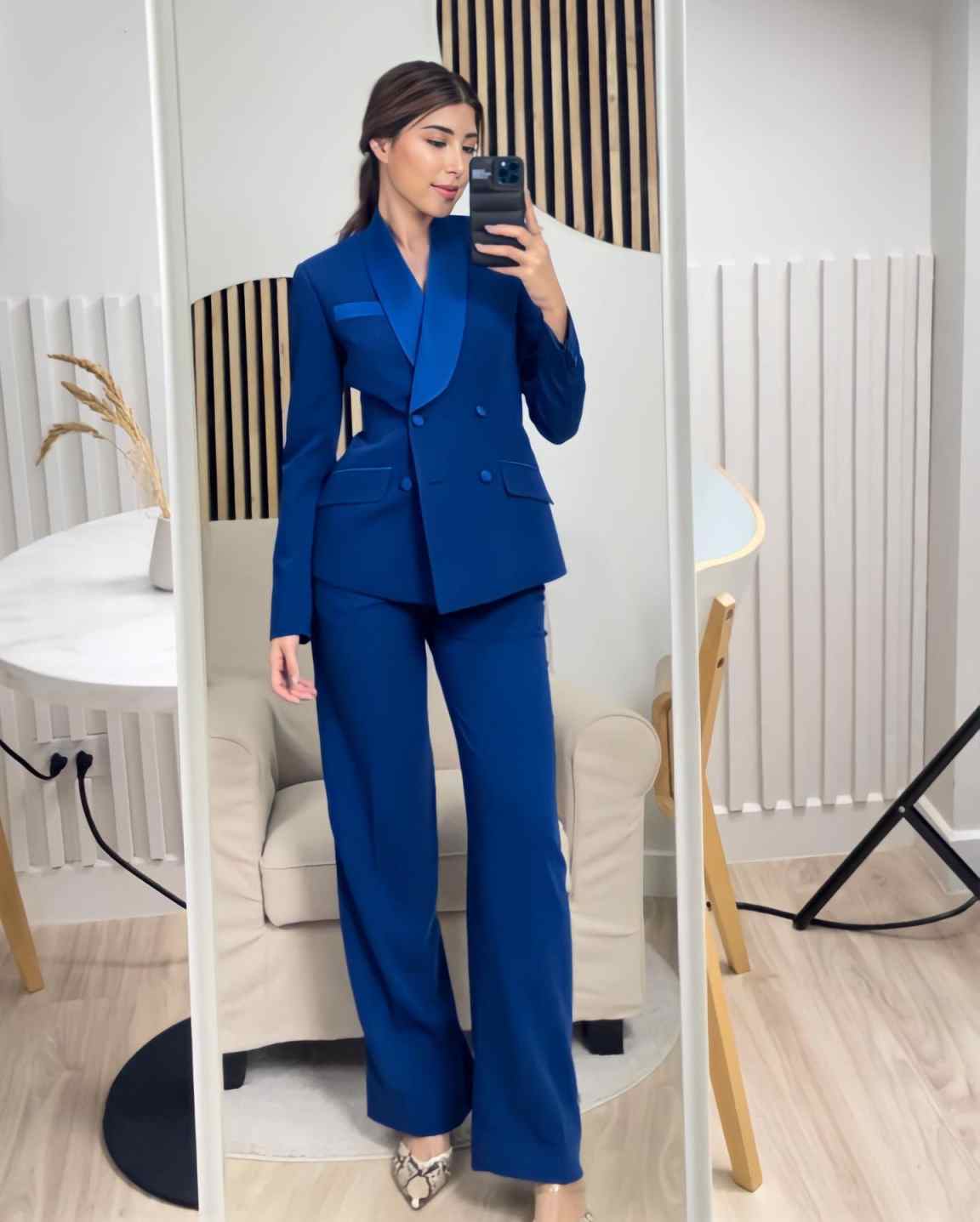Completo Giacca Blu Reale da D - Women Formal Wear With Tie recensione e prezzo