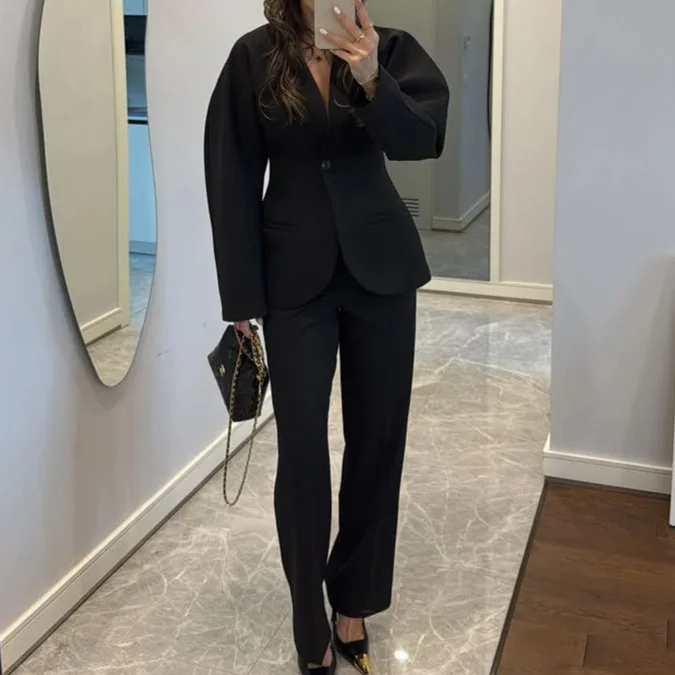 Nuovo Completo Elegante da Don - Women Formal Wear With Tie recensione e prezzo